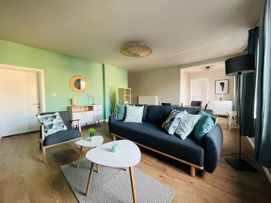 Appartement Cosy Au Centre De Beauraing Exterior photo